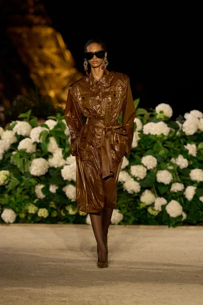 Look 26